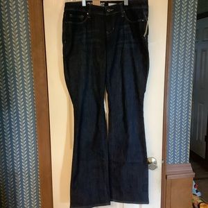 DKNY Women’s Mercer Slim Bootcut Jeans Size 8 New
